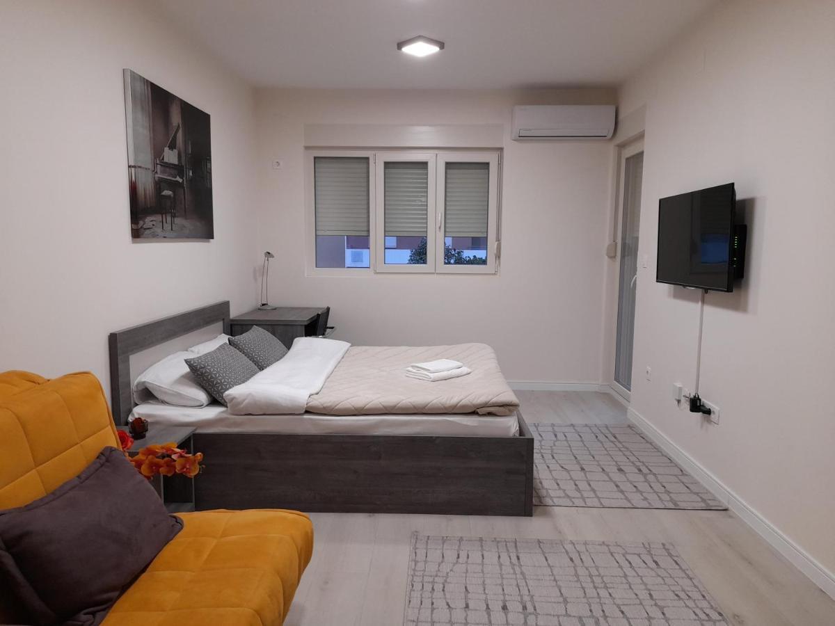 Apartment Diamond ポドゴリツァ エクステリア 写真